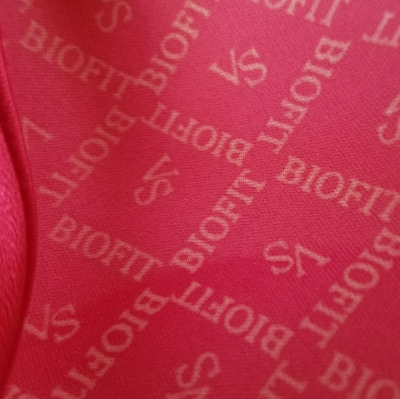 VICTORIA'S SECRET BRA - Picture 2 of 4